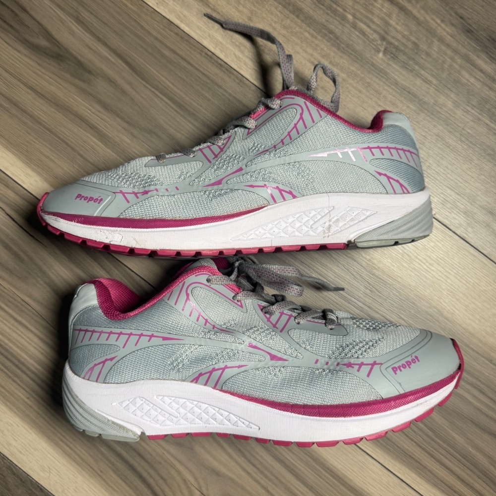 Propet One LT Womens 11 Wide Grey Pink Mesh Walking Running Shoes WAA022M